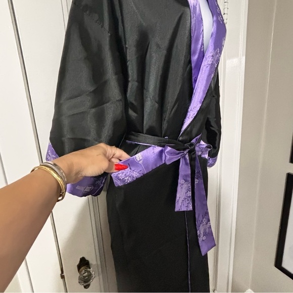 Asian Vintage Silk feel Reversible embroidered Dragon Robe one size - Picture 9 of 16